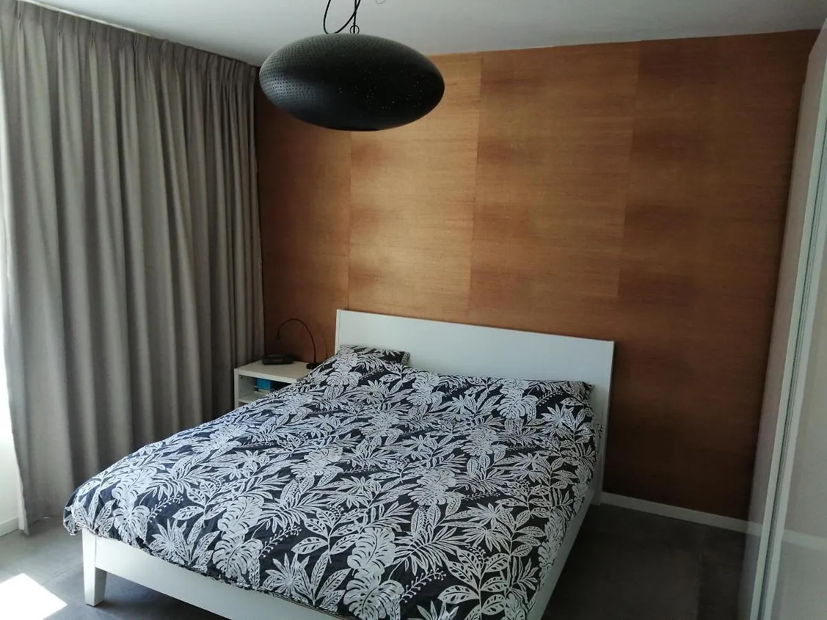 Appartement Delux Dicht Bij Zee Ostende Belgium